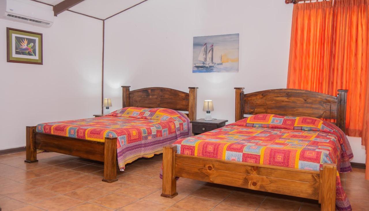 Hotel Los Ranchos Хако Экстерьер фото